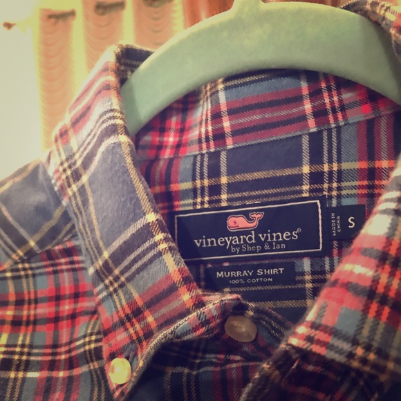 Vineyard Vines Tops - Men’s Small Flannel Button Down